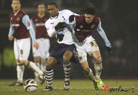 达万已返回巴西疗伤，将缺席今晚对阵麦克阿瑟的比赛（达万返巴西治疗伤势，今晚战麦克阿瑟缺阵）